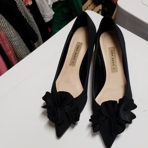 Zara Basic black pointy toe shoes